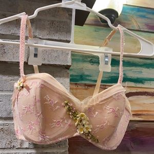 NWOT 36C VS GORGEOUS BRA  Chantal Thomas for Victoria’s Secret